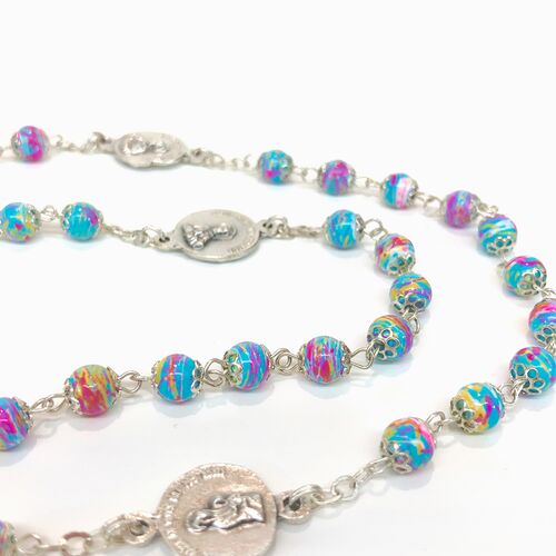 Speckled Glass bead detail